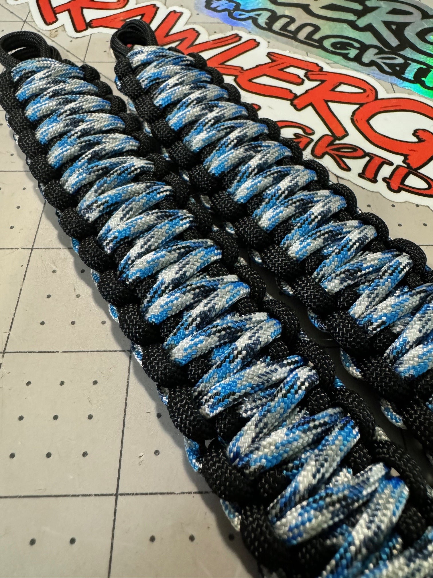 Blue Camo Paracord Grab Handle | Krawlergrips