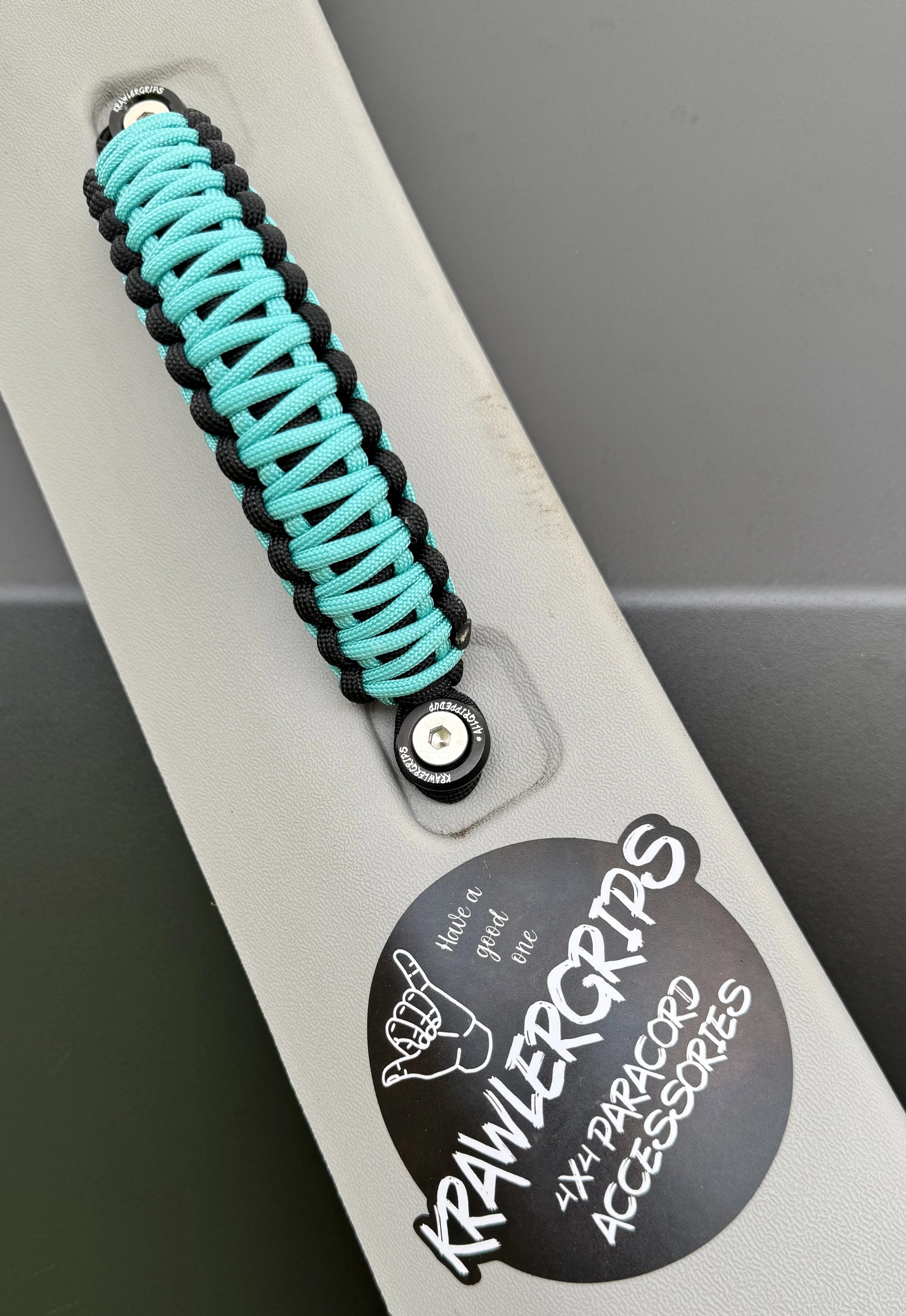 Turquiose  paracord handle