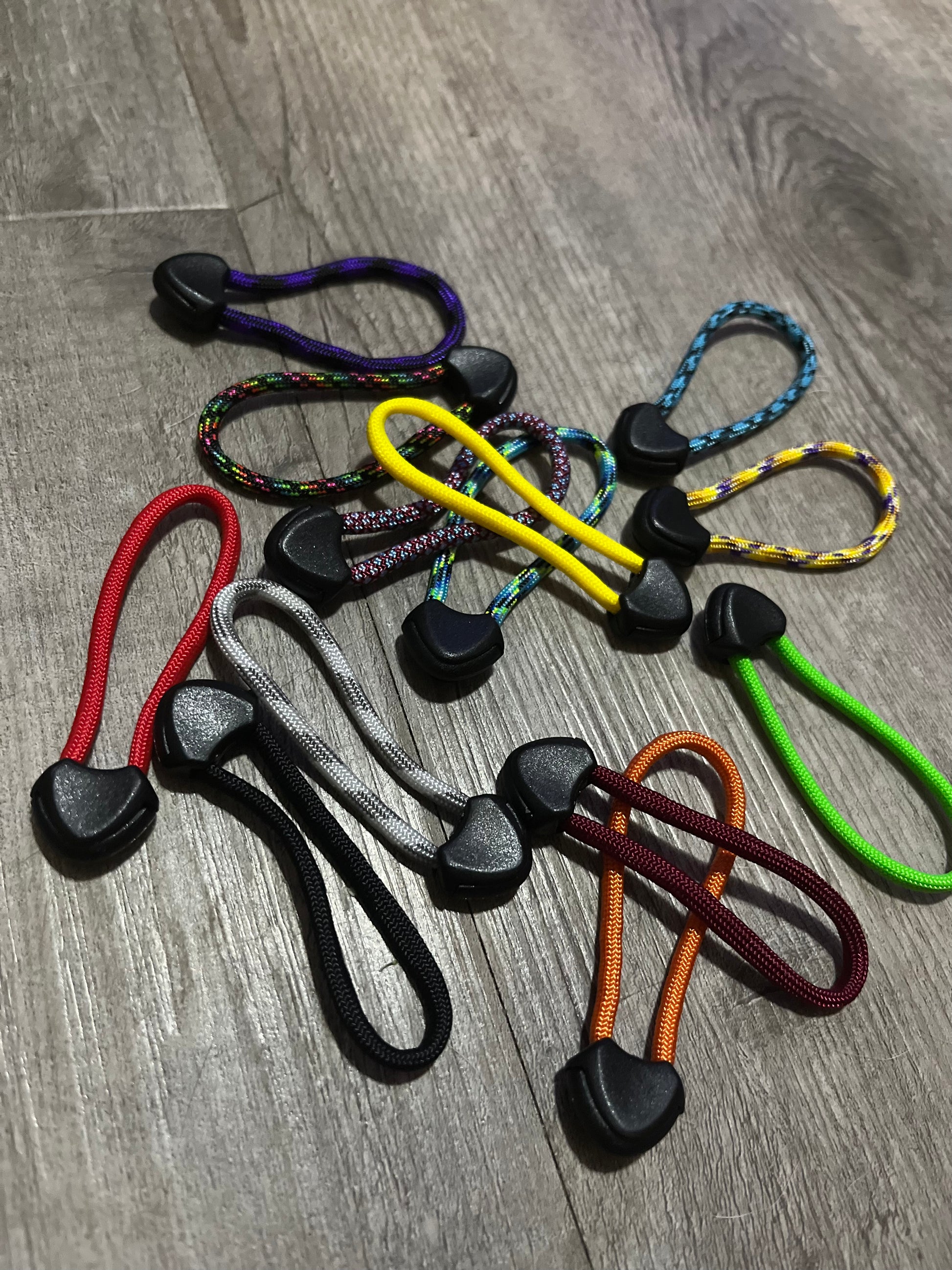 Krawler Grips Paracord Zipper Pulls