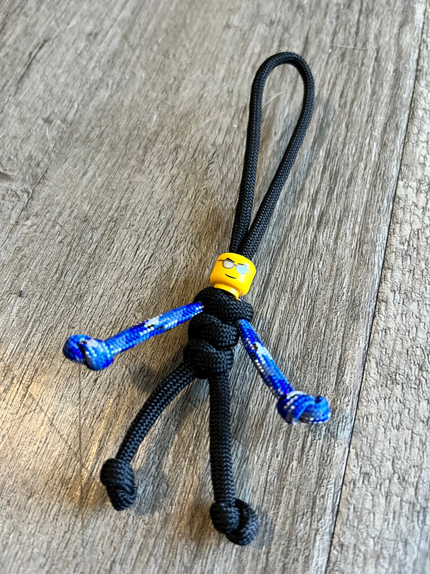 Fun Kids Keyring Lego Head Paracord 