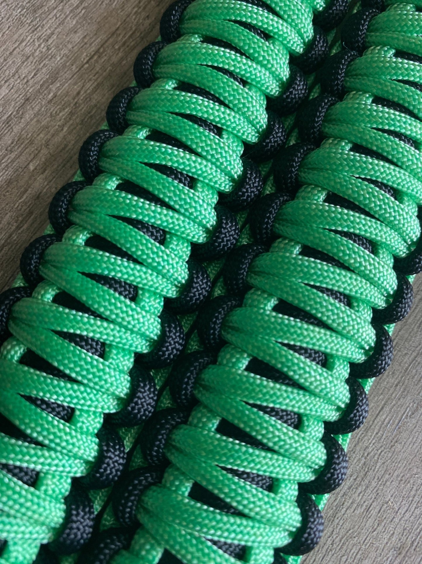 Krawler Grips Mint Paracord - Krawlergrips