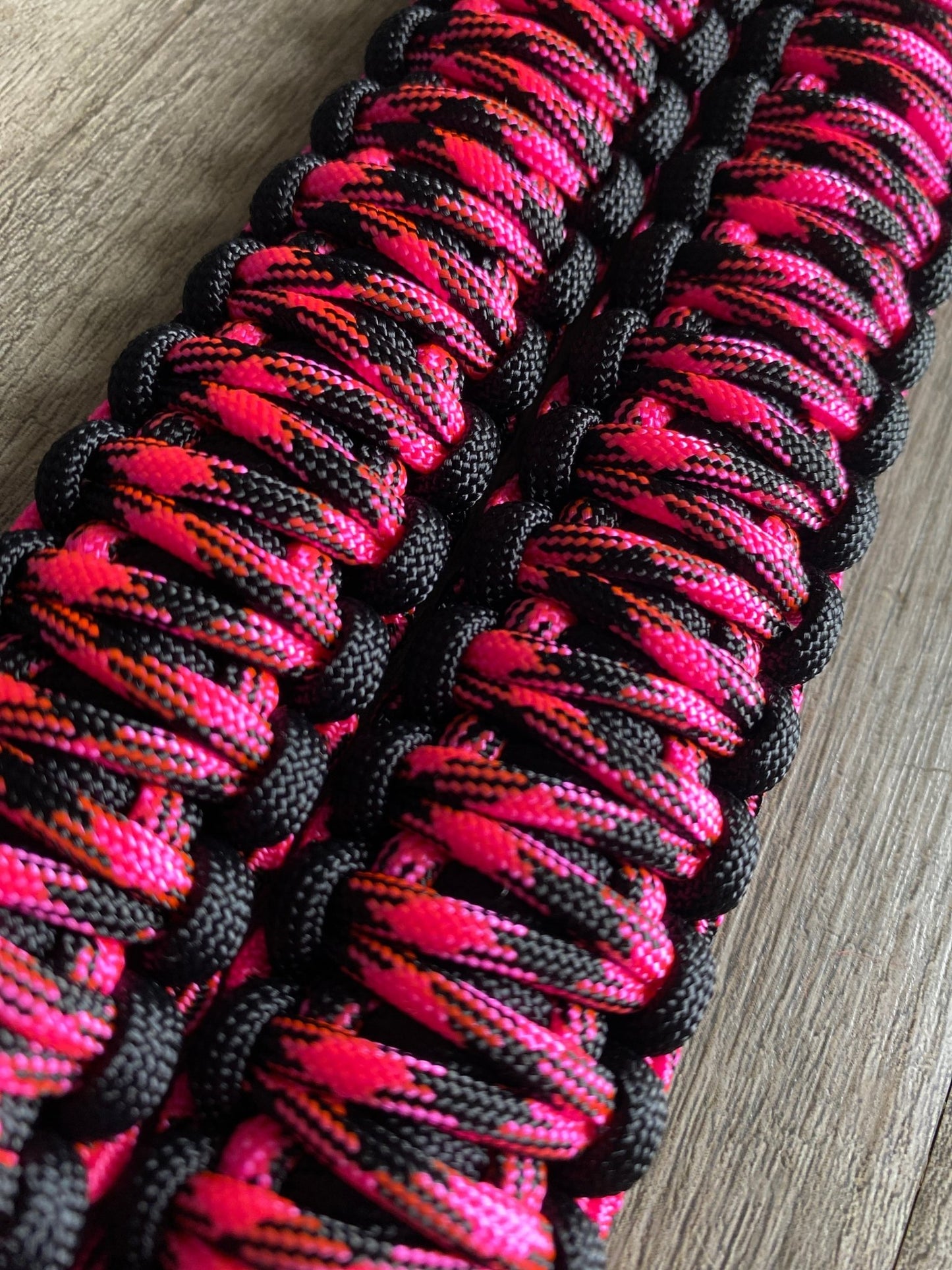 Krawler Grips Rosa Noche Paracord. - Krawlergrips