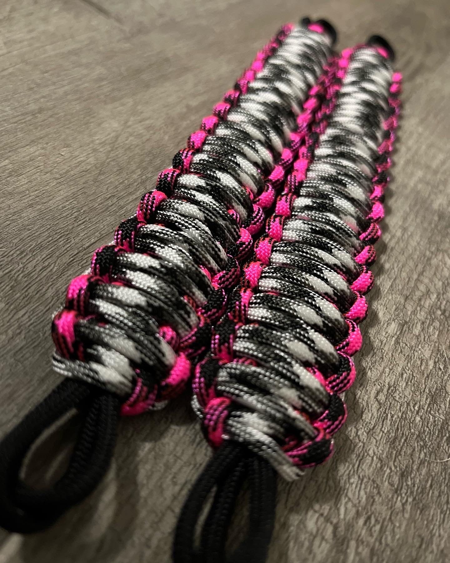 Krawler Grips Rosa Noche Urban Camo Paracord - Krawlergrips